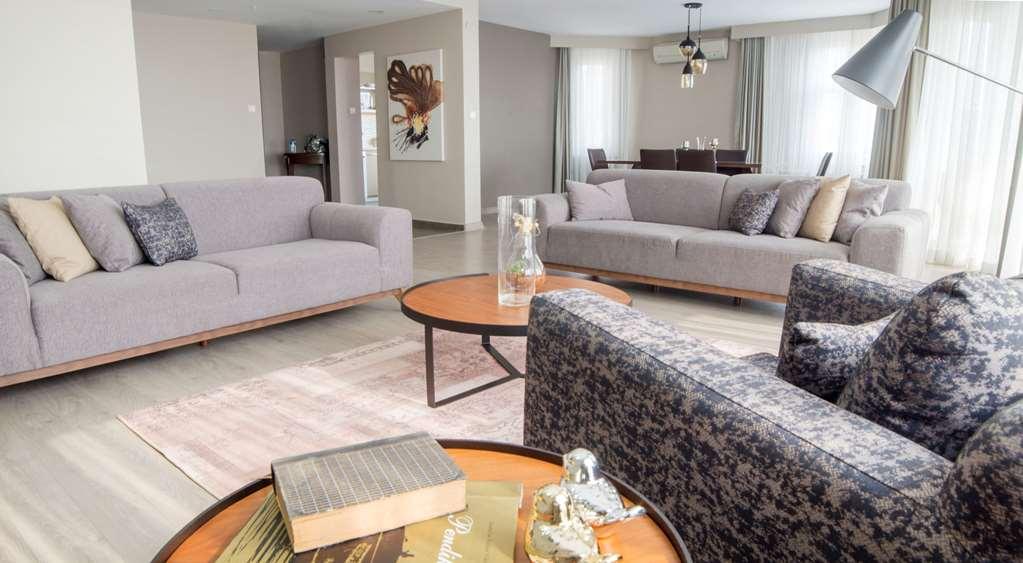The Marmara Suadiye Residence Istanbul Room photo