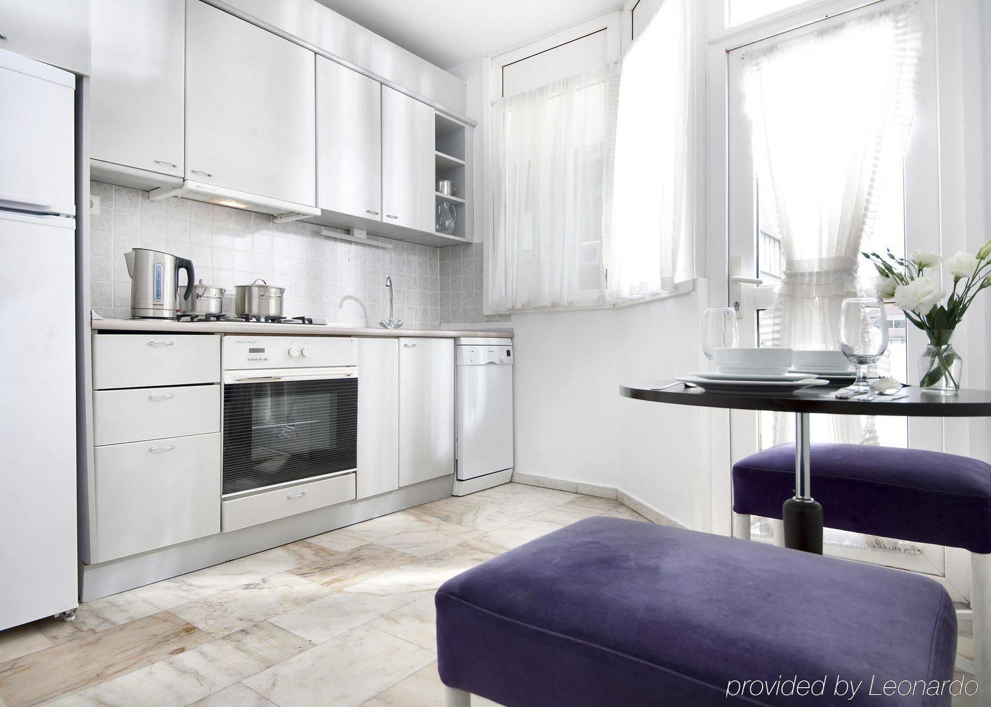 The Marmara Suadiye Residence Istanbul Room photo